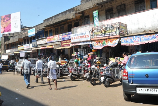 Central Market 1